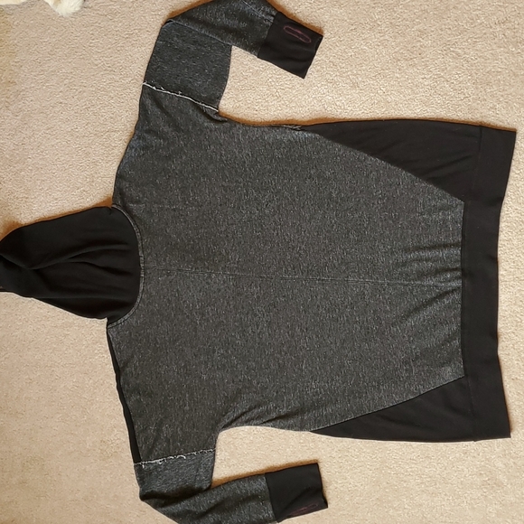 Maurices size 1 black/gray pullover hoodie - Picture 16 of 16